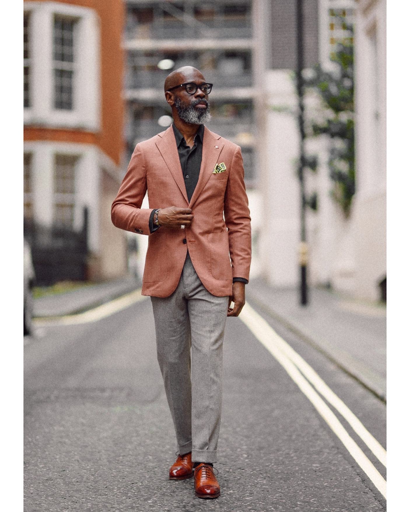 41 Best Sprezzatura Outfits For Men 2024 Style Guide